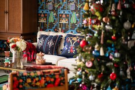 MINDTHEGAP Home, A Transylvanian Christmas, Lifestyle Portrait