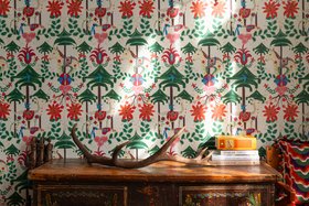 TRANSYLVANIAN RHAPSODY Anniversary Lifestyle Collection, A WOODLAND TALE Cream Wallpaper, Landscape Lifestyle