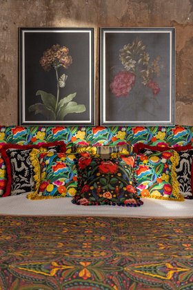 MINDTHEGAP Wall Art, TRANSYLVANIAN RHAPSODY, FLORAL ARRANGEMENTS I By REGINA DIETZCH 60x80cm FA14010 Lifestyle Portrait