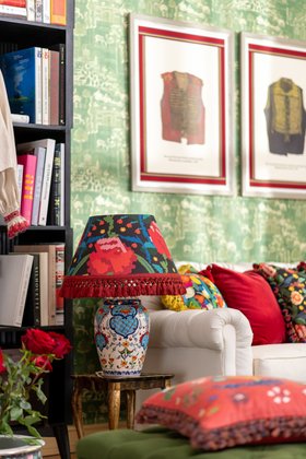 MINDTHEGAP Lighting, CLAUDINE Lampshade 25x45x25 BAHAR TABLE LAMP IN CERAMICS LS30620 BL80031 Lifestyle Portrait