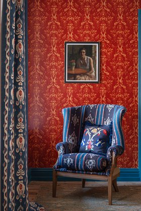 MINDTHEGAP Furniture, TRANSYLVANIAN RHAPSODY Anniversary Lifestyle Collection, WILLIAM DECONSTRUCTED CHAIR KING'S IKAT Woven Fabric, Lifestyle Portrait