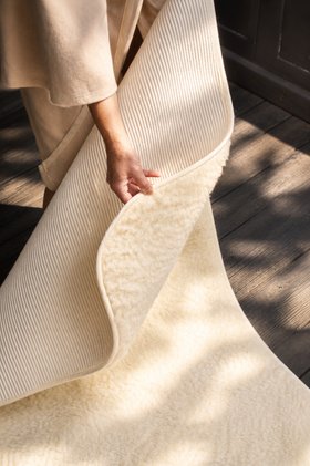 Natural Merino Wool Yoga Mat Tappeto from So Cosy