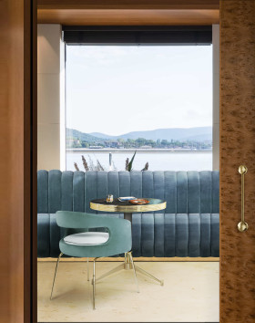 Mid-Century Design | Quantum Door Pull