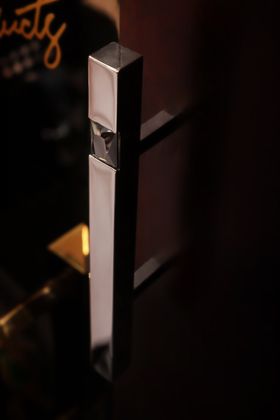 Limited Edition | Onyx Cabinet Handle