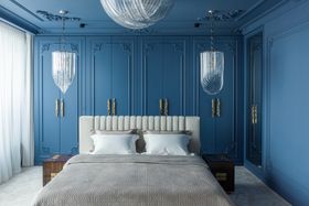 Master Bedroom by Clé de Maison with PullCast's Kesya Door Hardware