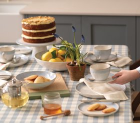 ProCook SS26 Amalfi Stoneware with Cake Stand