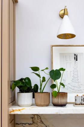 Willow Ribbed Ivory Planter, H 10.5cm, D 12cm