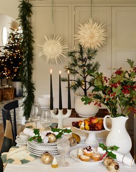 Pearl Stoneware tableware