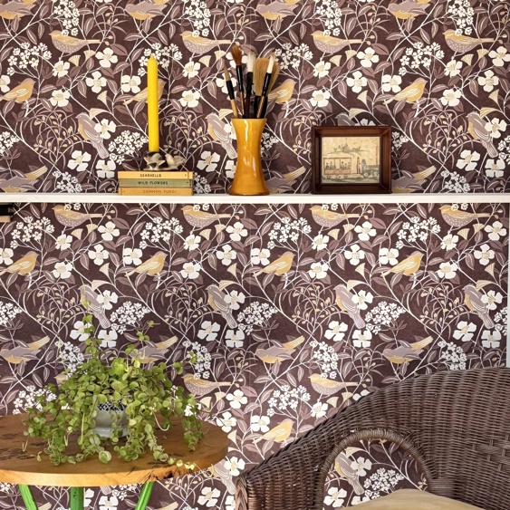 Birdsong wallpaper in Espresso