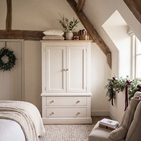 Millbrook Low Wardrobe Christmas