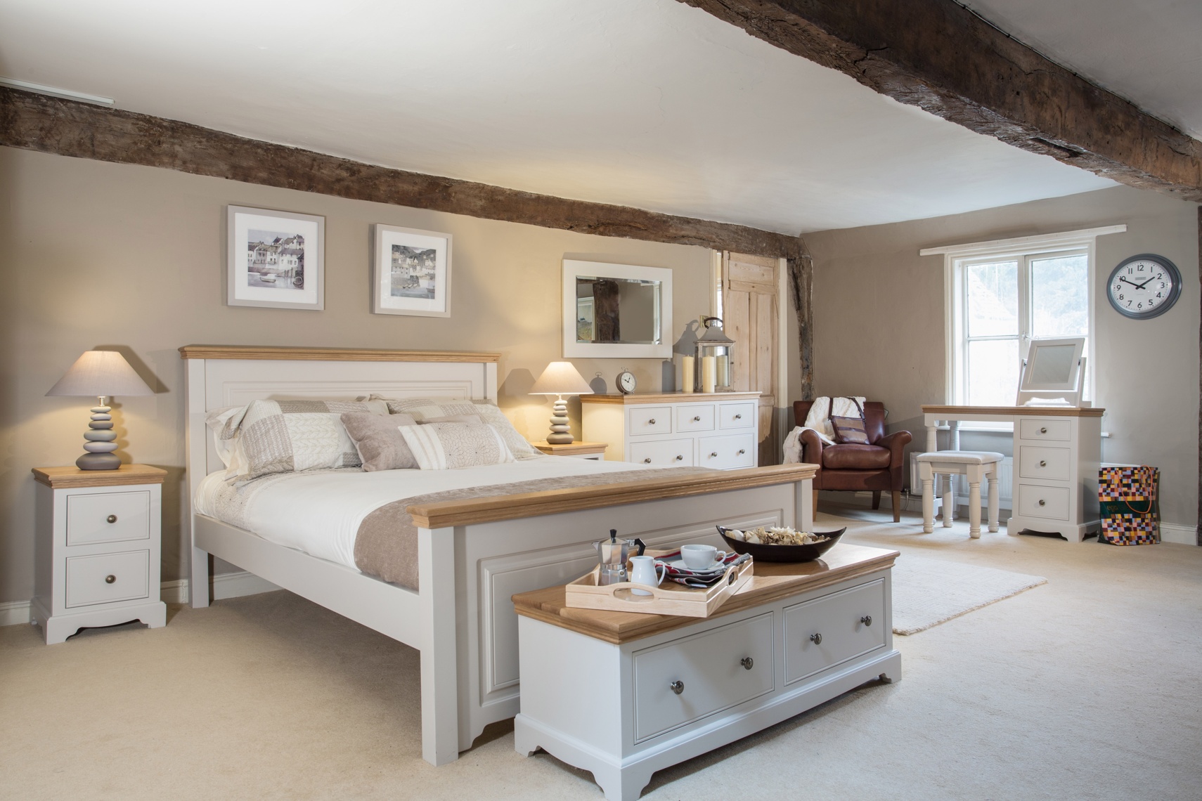 Oxford Bedroom 05