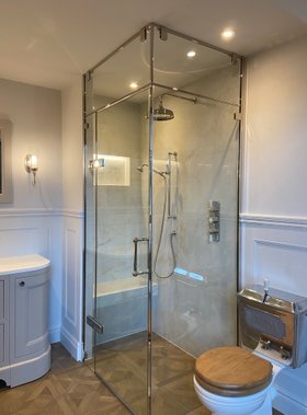 EauZone Hinged Door Enclosure With Top Panel In Polished Nickel And Frame Accents