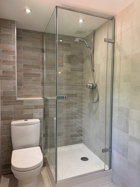 Matki Eclipse Shower Enclosure for Corner 4