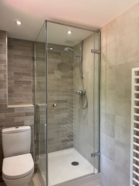 Matki Eclipse Shower Enclosure for Corner 3