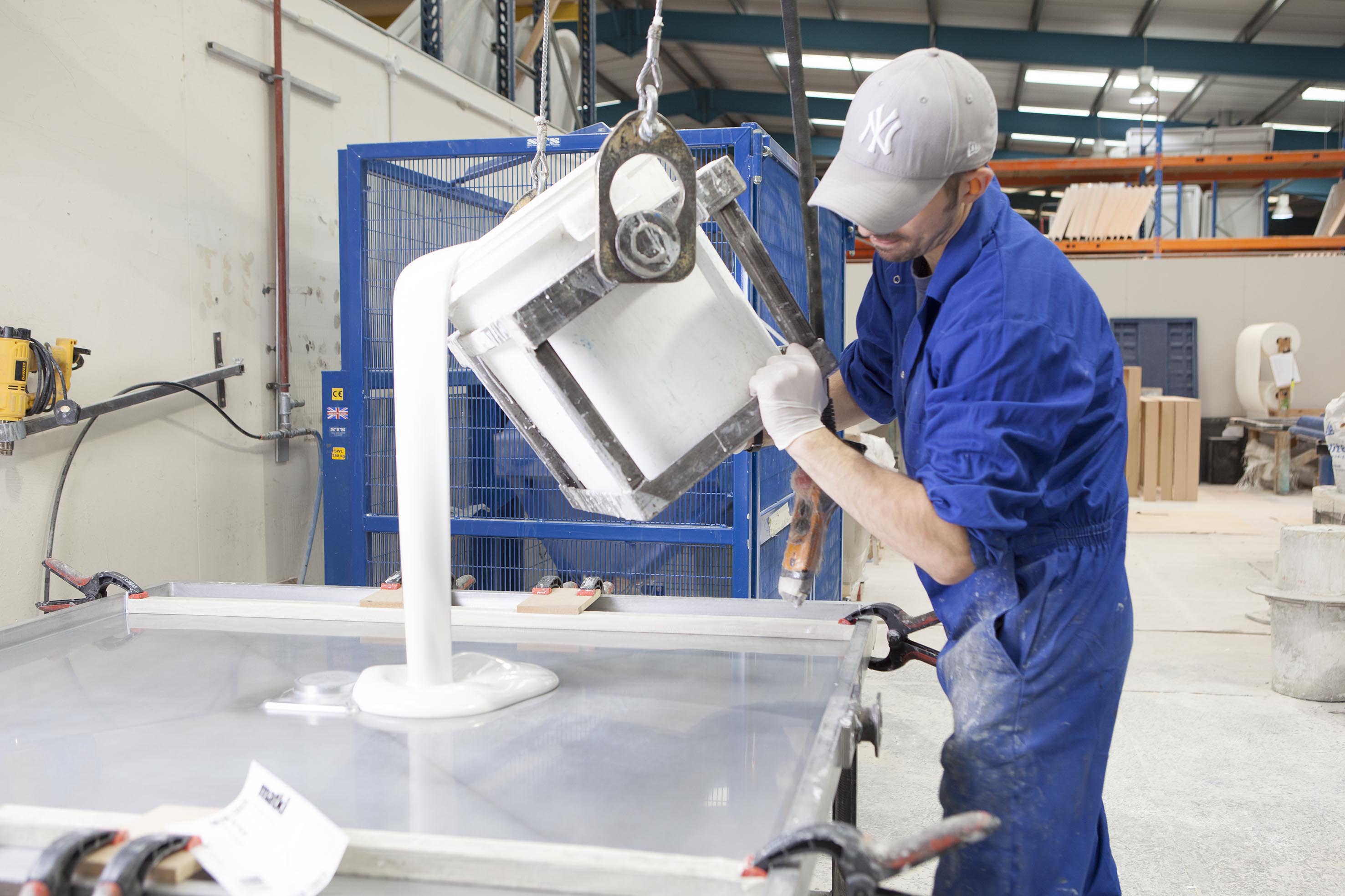 Matki Shower Tray Pouring