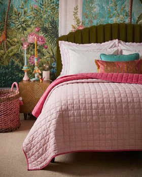 Cotton Quilted Reversible Bedspread in Cerise Pink