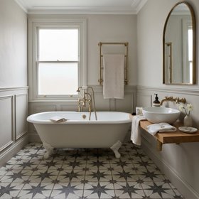Heritage Star Patterned Tile