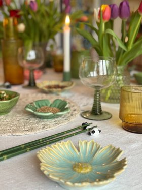 Ceramic trinket dish - Flower - (Image credit: @pandora.maxton)