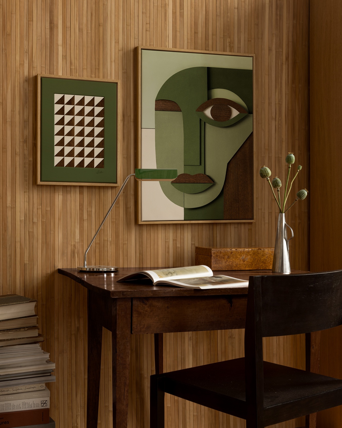 Elegant green and wood inspires focus
