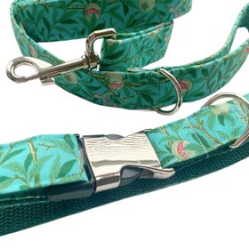 William Morris Design Dog Lead And Collar Set