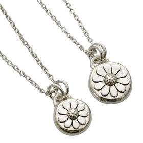 Argentium Sterling Silver Pebble Daisy Necklace