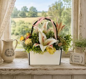 Gift Handbag With Luxury Faux Lilies