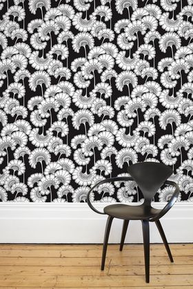 Japanese Floral Wallpaper - Black