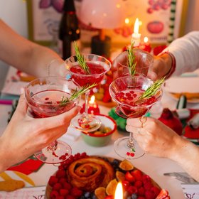 Christmas Cracker Drink Charms