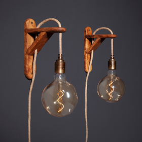 Tua wall lights