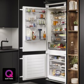 Lamona LAM6390 Integrated 70/30 White Extra Wide Fridge Freezer