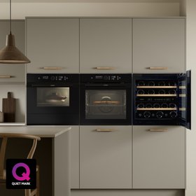 Lamona LAM6951 Built In Black 21 Bottle Wine Cooler