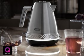 De'Longhi Diadema Kettle KBV3001.M - Brushed Steel