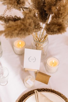 Scent Your Wedding with Scented Candles