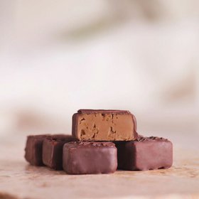 Lavoratti 1938 Dark Chocolate Coated Truffles Pistachio