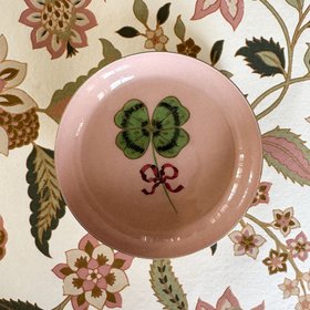 Clover Round Enamel Tray