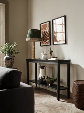 A/W Living Room Vignette