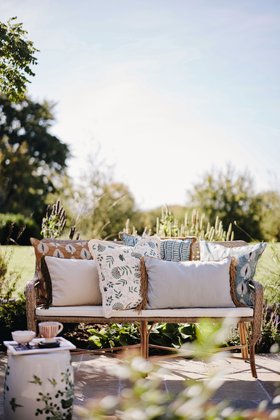 (SS26) Garden Lounging