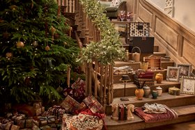 Christmas 2026, Seasonal Gifting