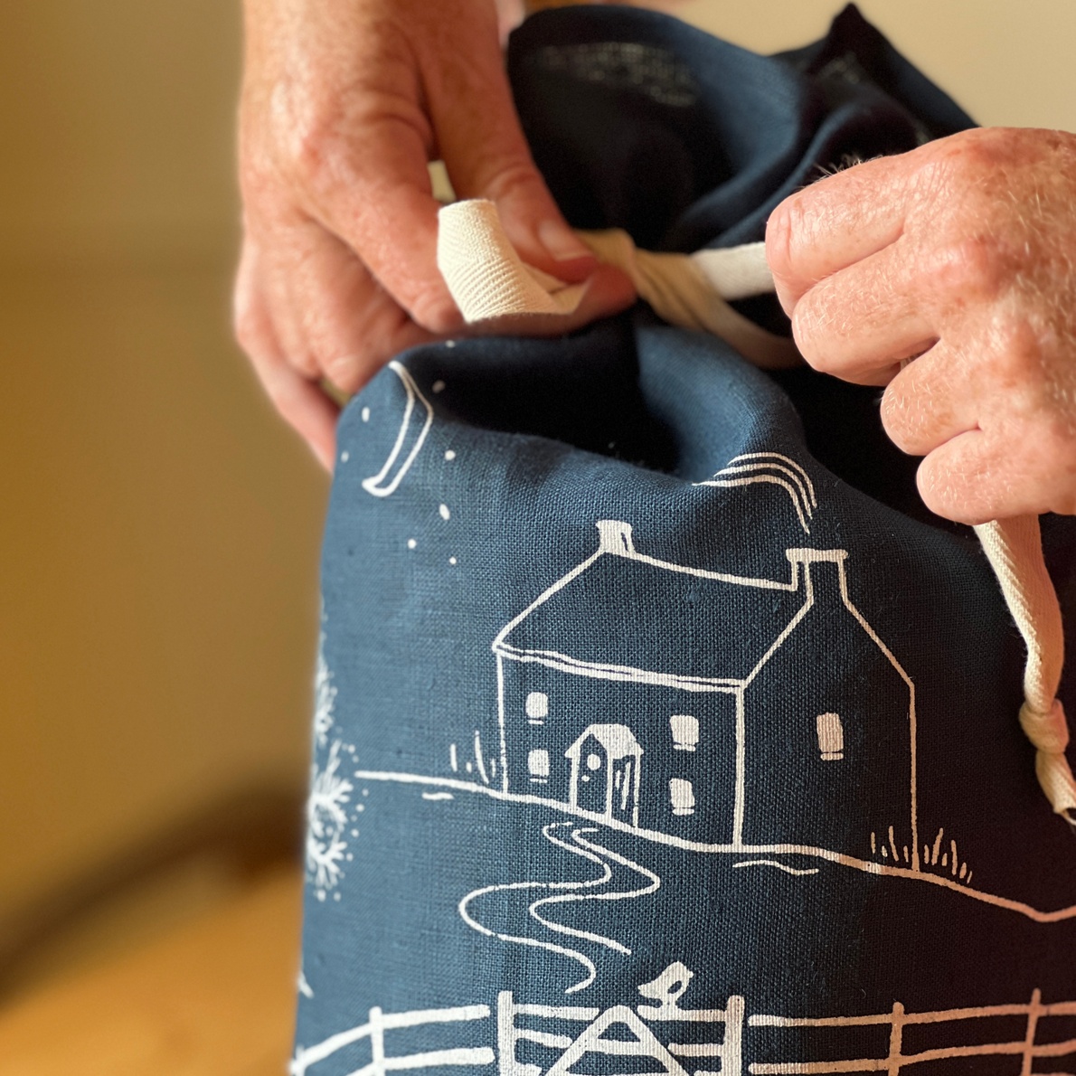 Winter Fox Navy Linen Bread Bag