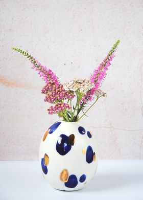 Round Porcelain Vase