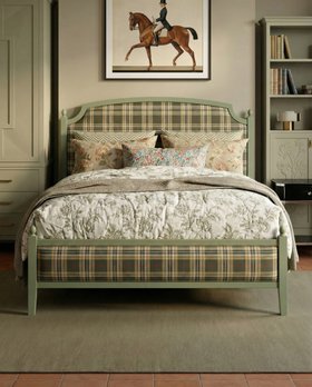 Kipling Slim wood Upholstered