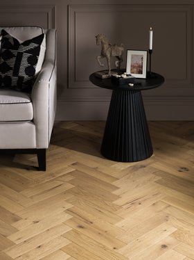 Dartmouth Beaten Oak Herringbone 90mm