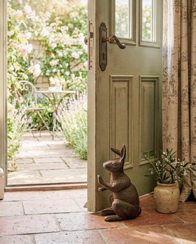 VINTAGE HARE DOORSTOP