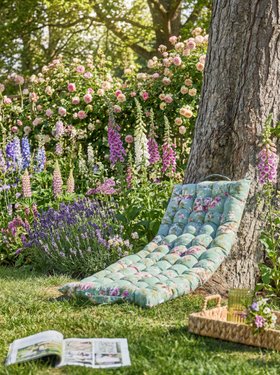 GREEN VINTAGE ROSE FLOOR CUSHION