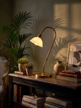 IVORY FLEUR DESK LAMP