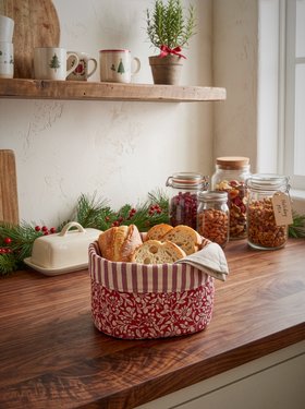 RED BRAMBLE COTTON BREAD BASKET