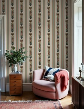 Flower Bomb wallpaper