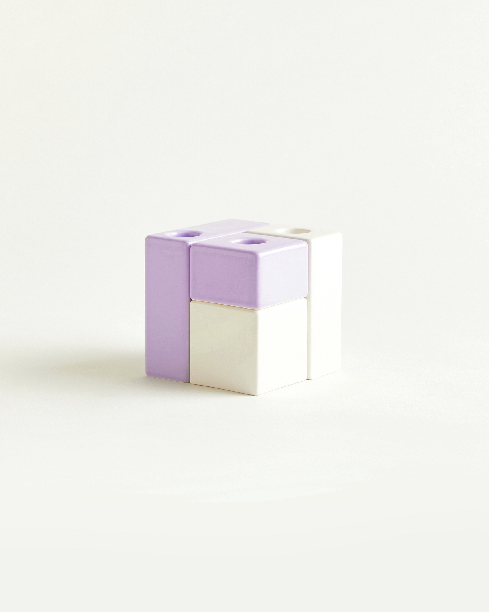 4 BLOCKS KERZENSTÄNDER LILA WEISS