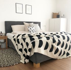 RIEMA Tagesdecke mit Halbkreisen aus Bio-Baumwolle