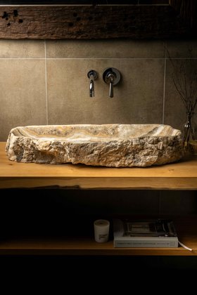 Indigenous Oversized Onyx Basin